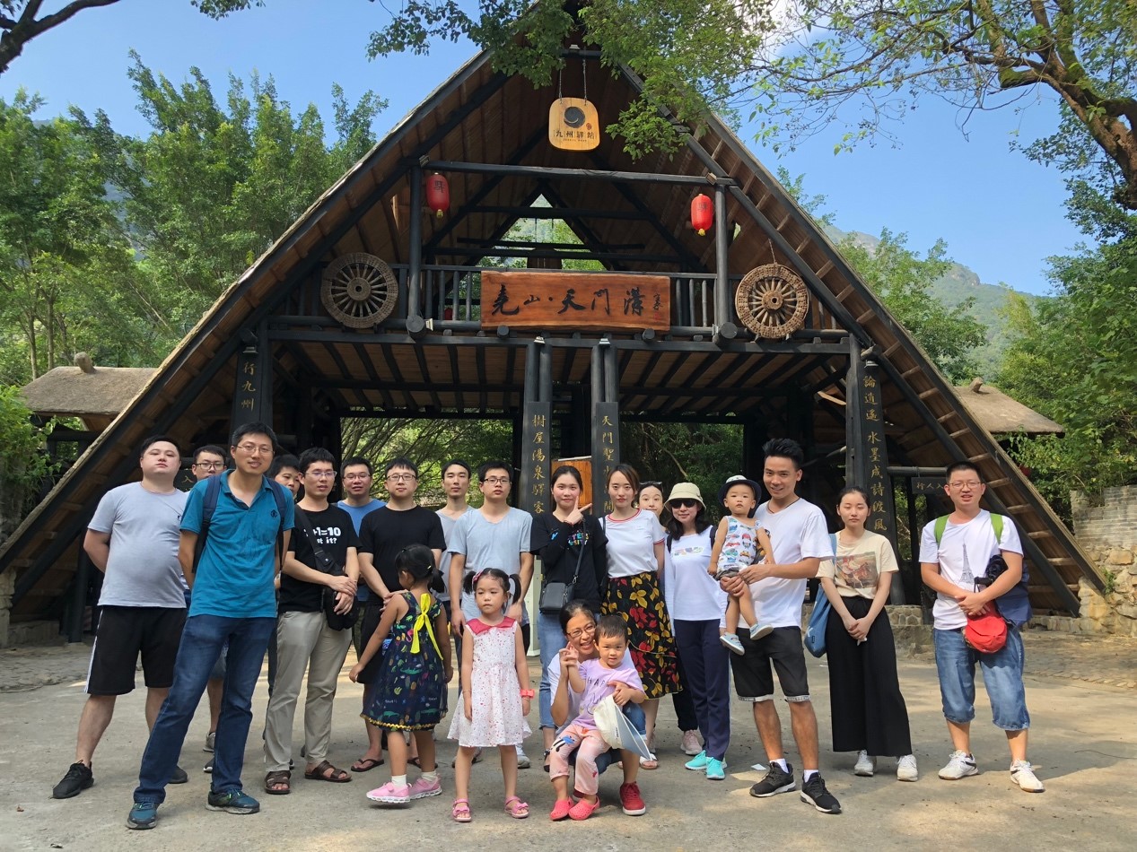 2018深圳团建02.jpg