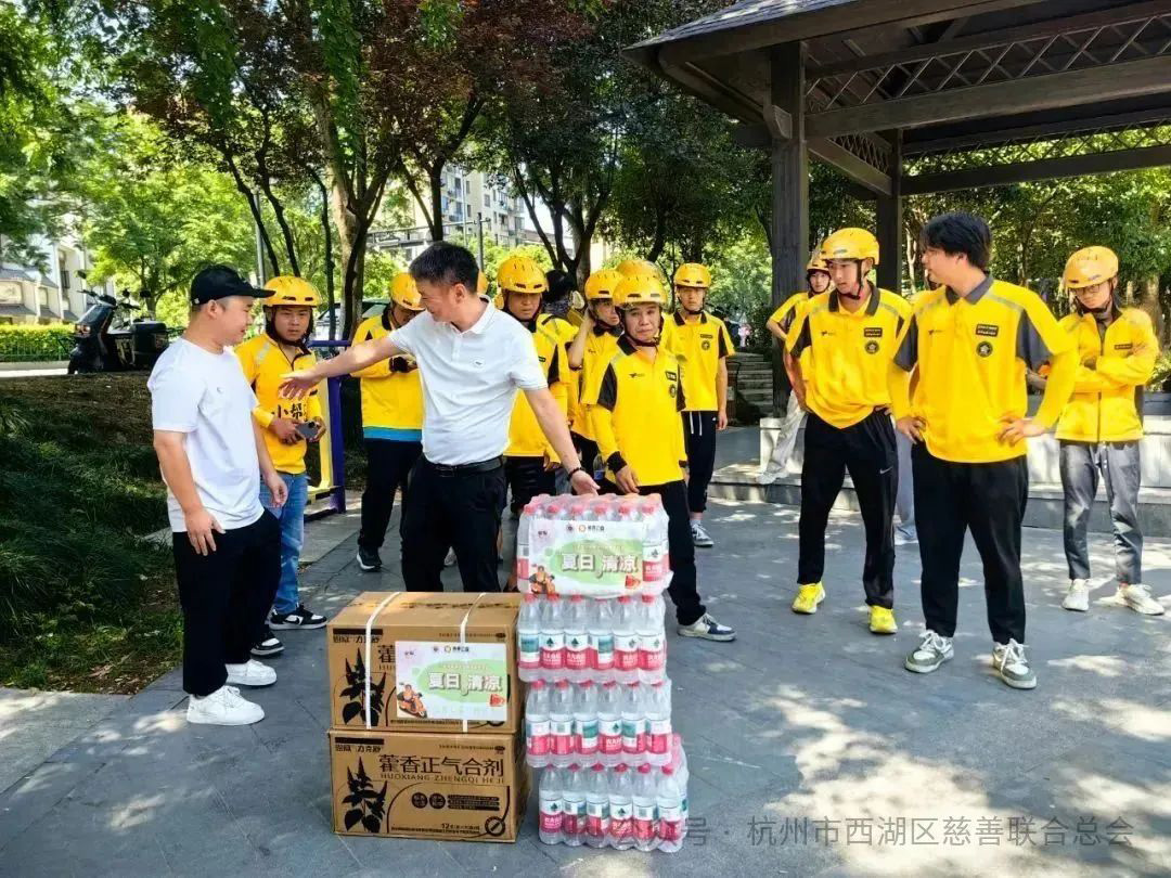 送清凉活动03.jpg